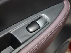 2021 2,0-литровый вариатор Deluxe Edition 2021 2.0L CVT Deluxe Edition Фото 76 из 114