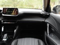 Фото Peugeot 2008 