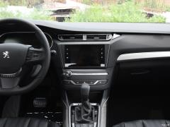 Фото Peugeot 408 
