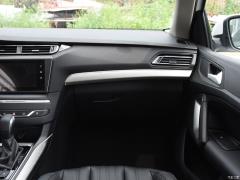 Фото Peugeot 408 