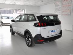 Фото Peugeot 5008 