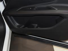 2019 рестайлинг 400THP 5-местный Elite Edition 2019 facelift 400THP 5-seater Elite Edition Фото 695 из 844