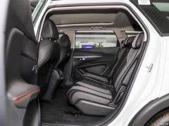7-местный флагман 2019 рестайлинг 400THP 2019 facelift 400THP 7-seater flagship Фото 583 из 844