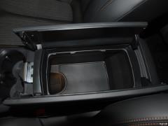 2019 рестайлинг 400THP 5-местный Elite Edition 2019 facelift 400THP 5-seater Elite Edition Фото 676 из 844