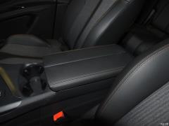 2019 рестайлинг 400THP 5-местный Elite Edition 2019 facelift 400THP 5-seater Elite Edition Фото 675 из 844