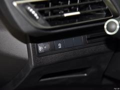 Фото Peugeot 5008 , фото салона