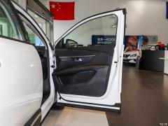 7-местный флагман 2019 рестайлинг 400THP 2019 facelift 400THP 7-seater flagship Фото 597 из 844