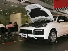 Cayenne S 2.9T 2020 года 2020 Cayenne S 2.9T Фото 51 из 106