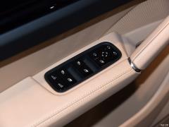 Cayenne 3.0T 2019 года 2019 Cayenne 3.0T Фото 34 из 77