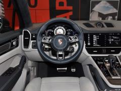 Cayenne Turbo Coupé 4.0T 2019 года 2019 Cayenne Turbo Coupé 4.0T Фото 2 из 93