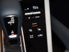 Cayenne Turbo Coupé 4.0T 2019 года 2019 Cayenne Turbo Coupé 4.0T Фото 46 из 93