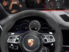 Cayenne Turbo Coupé 4.0T 2019 года 2019 Cayenne Turbo Coupé 4.0T Фото 160 из 334
