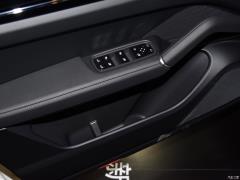 Cayenne Coupé 3.0T 2019 года 2019 Cayenne Coupé 3.0T Фото 276 из 334