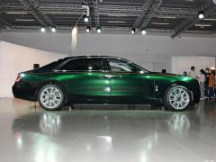 Версия 2021 с удлиненной колесной базой 6,7 т 2021 6.7T long wheelbase version Фото 27 из 124