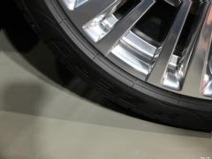 Версия 2021 с удлиненной колесной базой 6,7 т 2021 6.7T long wheelbase version Фото 87 из 124