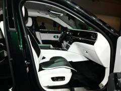 Версия 2021 с удлиненной колесной базой 6,7 т 2021 6.7T long wheelbase version Фото 221 из 239