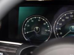 2021 версия со стандартной колесной базой 6,7 т 2021 6.7T standard wheelbase version Фото 9 из 239
