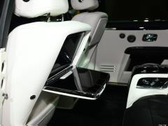 Версия 2021 с удлиненной колесной базой 6,7 т 2021 6.7T long wheelbase version Фото 205 из 239