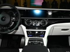Версия 2021 с удлиненной колесной базой 6,7 т 2021 6.7T long wheelbase version Фото 47 из 239