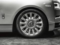 Версия со стандартной колесной базой 6,7 т 2018 г. 2018 6.7T standard wheelbase version Фото 24 из 38