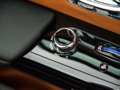 Версия со стандартной колесной базой 6,7 т 2018 г. 2018 6.7T standard wheelbase version Фото 58 из 64