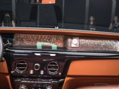 Версия со стандартной колесной базой 6,7 т 2018 г. 2018 6.7T standard wheelbase version Фото 4 из 64