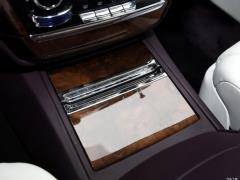 Версия с длинной колесной базой 6,7 т 2018 г. 2018 6.7T long wheelbase version Фото 50 из 148