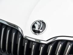 1.5L Автоматическая версия Smart Travel Deluxe Edition 2020 г. 2020 1.5L Automatic Smart Travel Deluxe Edition Фото 64 из 418