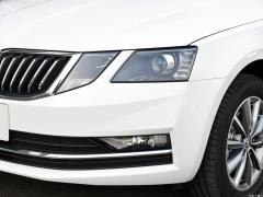1.5L Автоматическая версия Smart Travel Deluxe Edition 2020 г. 2020 1.5L Automatic Smart Travel Deluxe Edition Фото 68 из 418