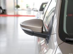 TSI230 DSG Smart Travel Deluxe Edition 2020 года 2020 TSI230 DSG Smart Travel Deluxe Edition Фото 23 из 113