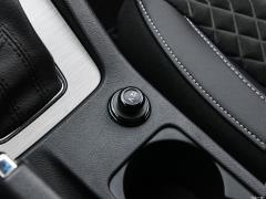 1.5L Автоматическая версия Smart Travel Deluxe Edition 2020 г. 2020 1.5L Automatic Smart Travel Deluxe Edition Фото 547 из 1247