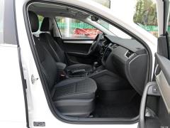 1.5L Автоматическая версия Smart Travel Deluxe Edition 2020 г. 2020 1.5L Automatic Smart Travel Deluxe Edition Фото 1136 из 1247