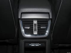 TSI230 DSG Smart Travel Deluxe Edition 2020 года 2020 TSI230 DSG Smart Travel Deluxe Edition Фото 924 из 1247