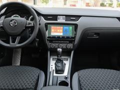 1.5L Автоматическая версия Smart Travel Deluxe Edition 2020 г. 2020 1.5L Automatic Smart Travel Deluxe Edition Фото 501 из 1247