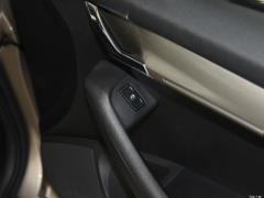 2020 г., 1,5 л, руководство Smart Travel Deluxe Edition 2020 1.5L Manual Smart Travel Deluxe Edition Фото 971 из 1247