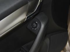 2020 г., 1,5 л, руководство Smart Travel Deluxe Edition 2020 1.5L Manual Smart Travel Deluxe Edition Фото 949 из 1247