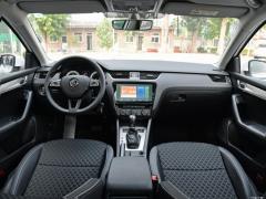 1.5L Автоматическая версия Smart Travel Deluxe Edition 2020 г. 2020 1.5L Automatic Smart Travel Deluxe Edition Фото 499 из 1247