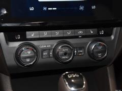 Универсал 2019 TSI280 DSG Флагманское издание National VI 2019 Station Wagon TSI280 DSG Flagship Edition National VI Фото 28 из 69