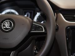 Универсал 2019 TSI280 DSG Флагманское издание National VI 2019 Station Wagon TSI280 DSG Flagship Edition National VI Фото 14 из 69