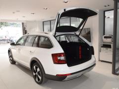 Универсал 2019 TSI280 DSG Флагманское издание National VI 2019 Station Wagon TSI280 DSG Flagship Edition National VI Фото 66 из 69