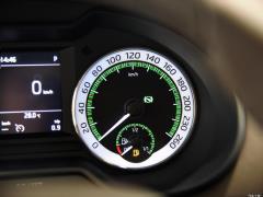 Универсал 2019 TSI280 DSG Флагманское издание National VI 2019 Station Wagon TSI280 DSG Flagship Edition National VI Фото 10 из 69