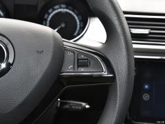 2020 1.5L Автоматическая версия Comfort 2020 1.5L Automatic Comfort Edition Фото 19 из 306
