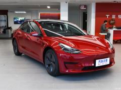 Фото Tesla Model 3 