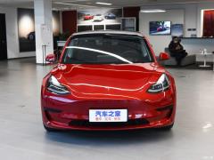 Фото Tesla Model 3 