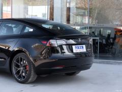 2021 Performance высокопроизводительная полноприводная версия 2021 Performance high-performance all-wheel drive version Фото 44 из 62