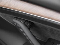 2021 Performance высокопроизводительная полноприводная версия 2021 Performance high-performance all-wheel drive version Фото 151 из 229
