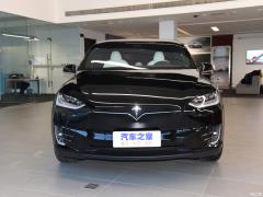 Фото Tesla Model X 