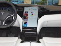 Фото Tesla Model X 