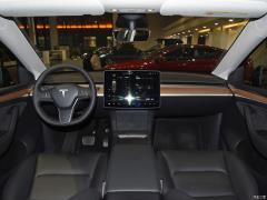 Фото Tesla Model Y 