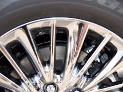 Премиум-версия 2020 с двумя двигателями 2,5 л 2020 Dual Engine 2.5L Premium Edition Фото 34 из 43